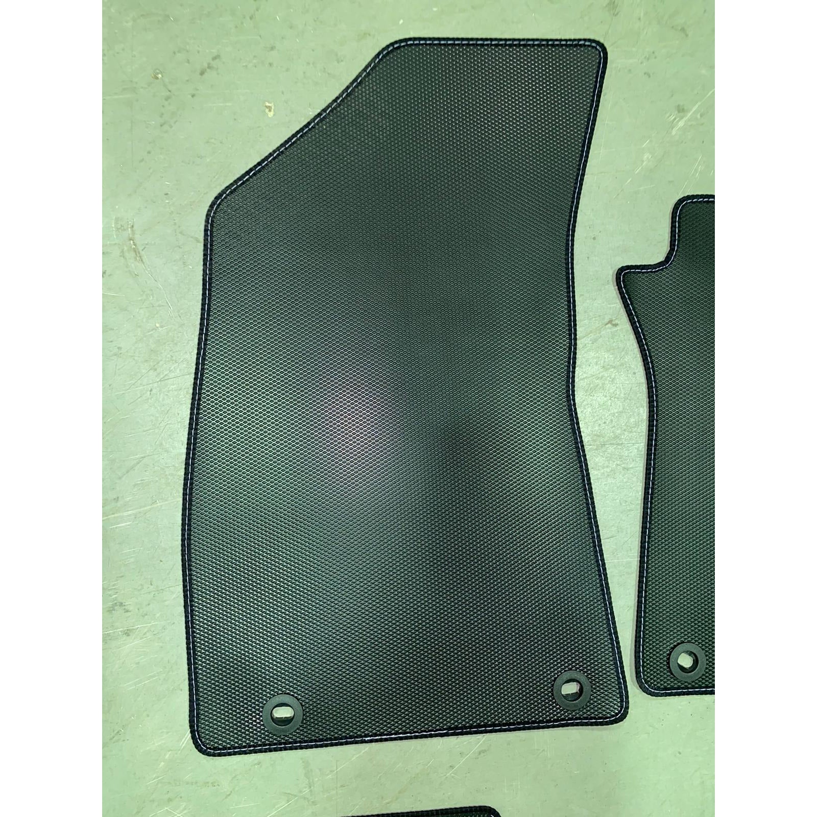 [Brand new] MG ZS 2021 Genuine Carpet Floor Mats - Black With Logo | ARG Parts & Accessories.