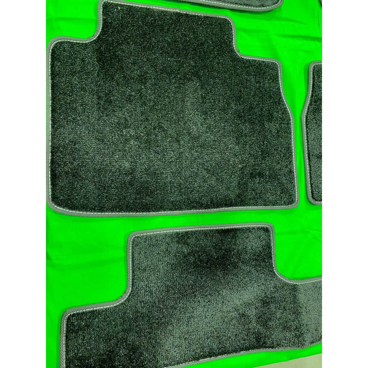 LDV D90 OEM Genuine Floor Carpet Mats With Logo Front & Rear (rows 2 & 3) | ARG Parts & Accessories.